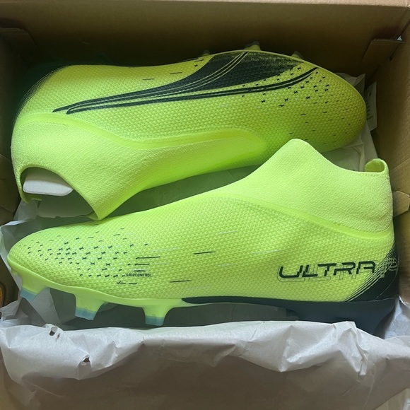 Puma Shoes Puma Ultra Match Laceless Soccer Cleats Poshmark